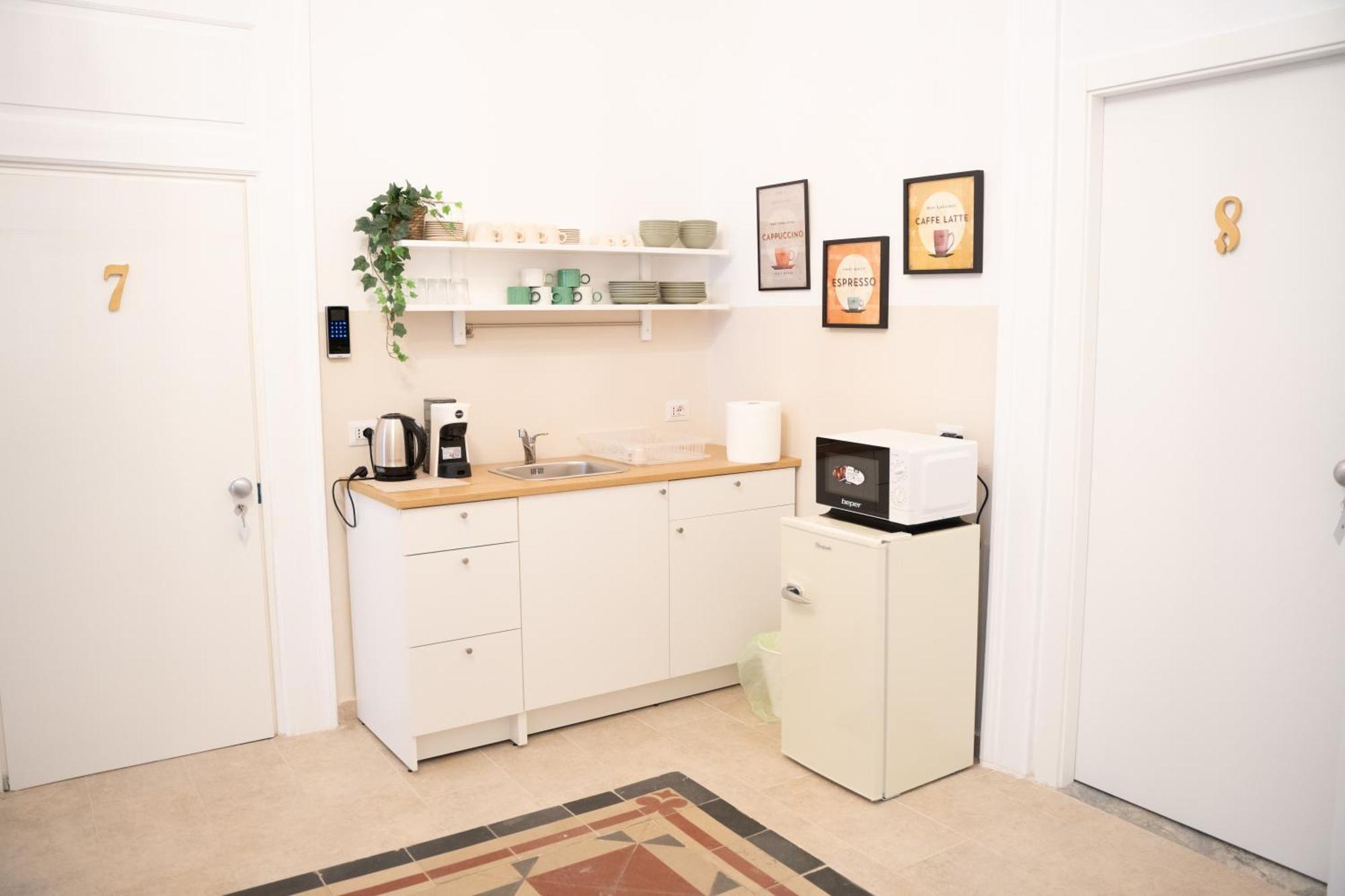 Principe Amedeo 93 Bed & Breakfast Bari Ngoại thất bức ảnh