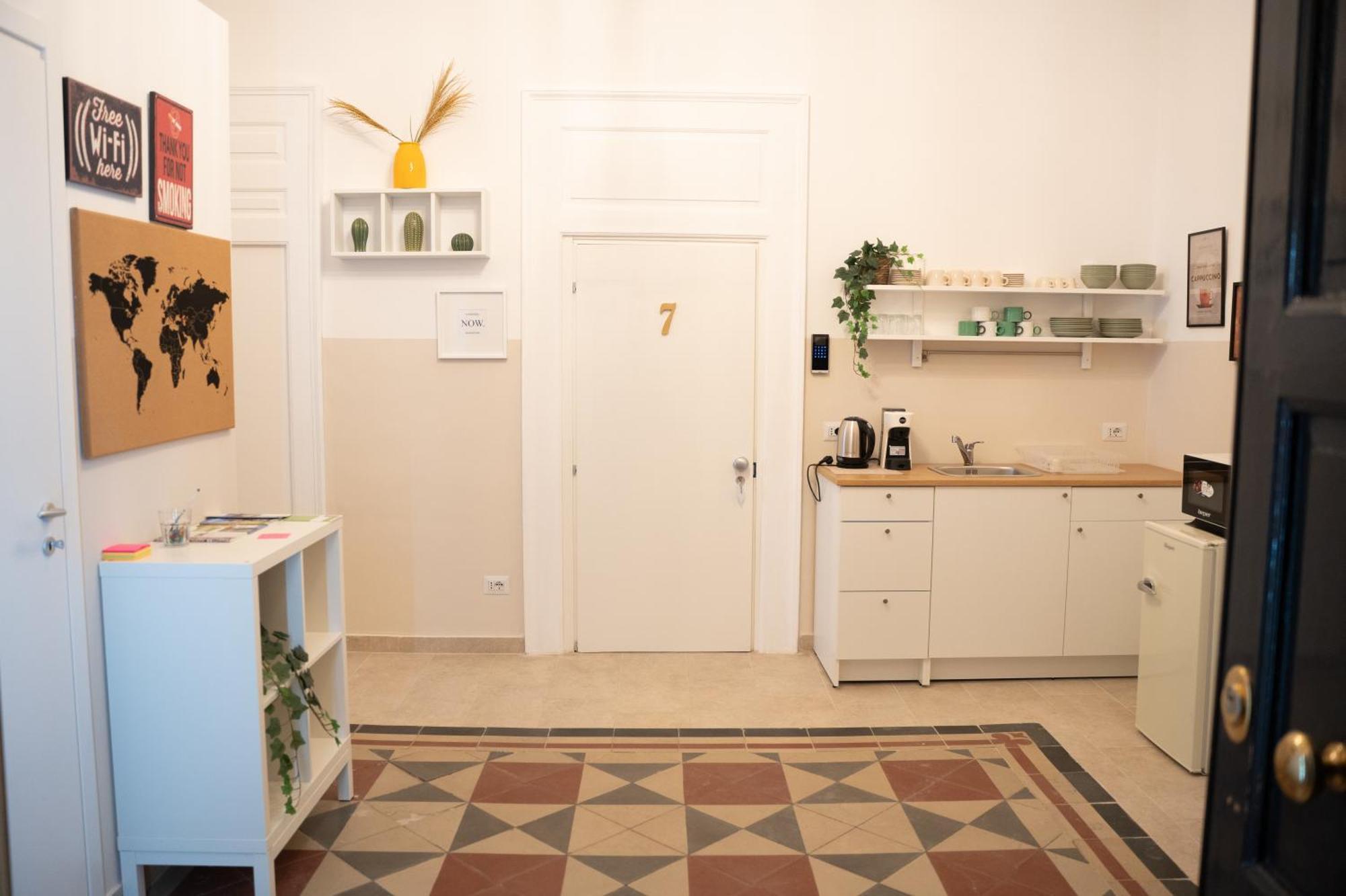 Principe Amedeo 93 Bed & Breakfast Bari Ngoại thất bức ảnh