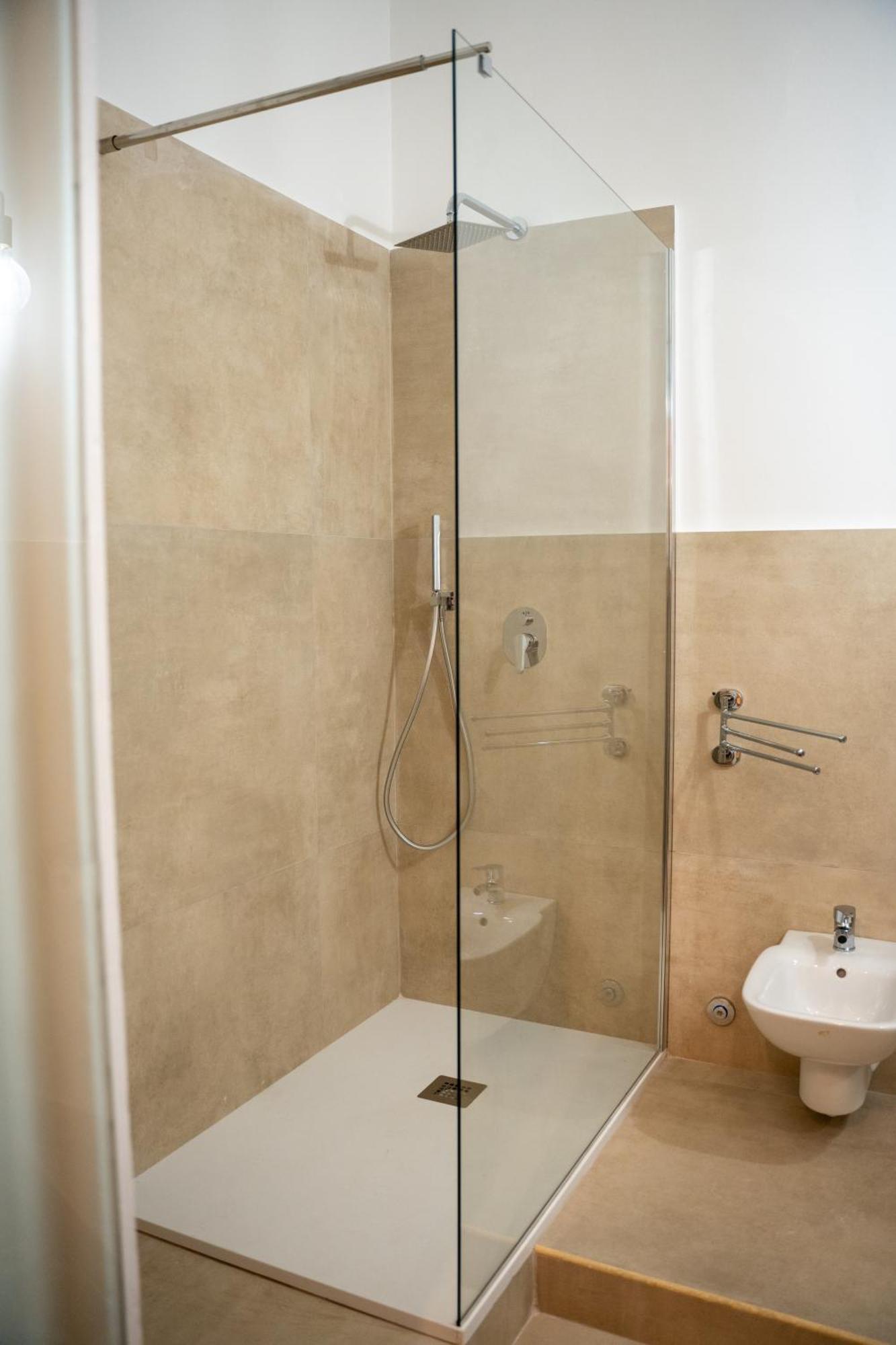 Principe Amedeo 93 Bed & Breakfast Bari Ngoại thất bức ảnh