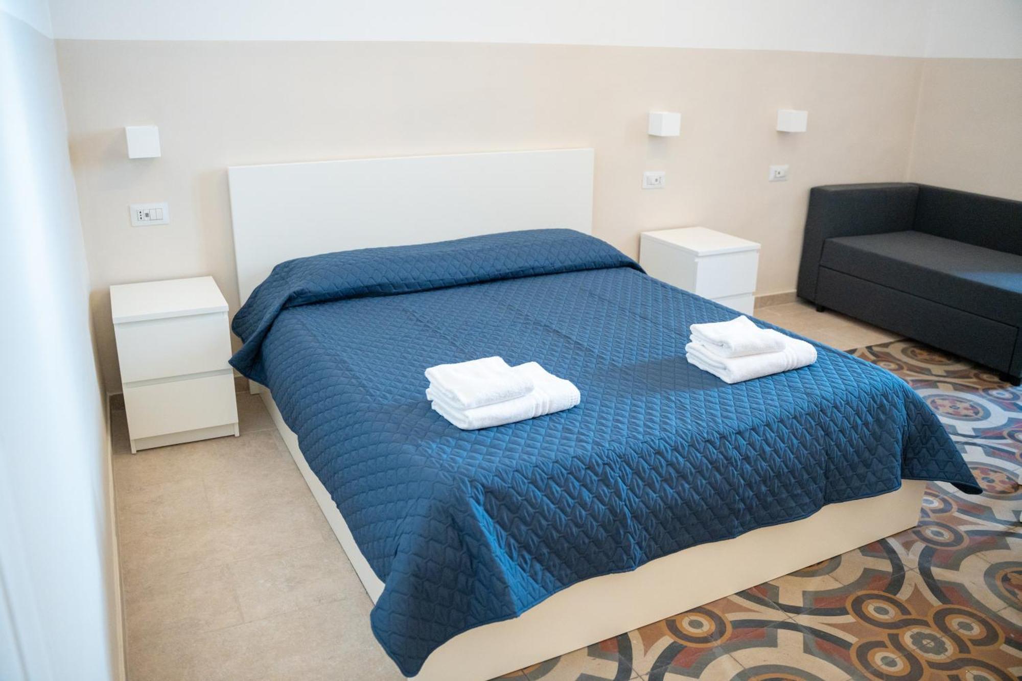 Principe Amedeo 93 Bed & Breakfast Bari Ngoại thất bức ảnh