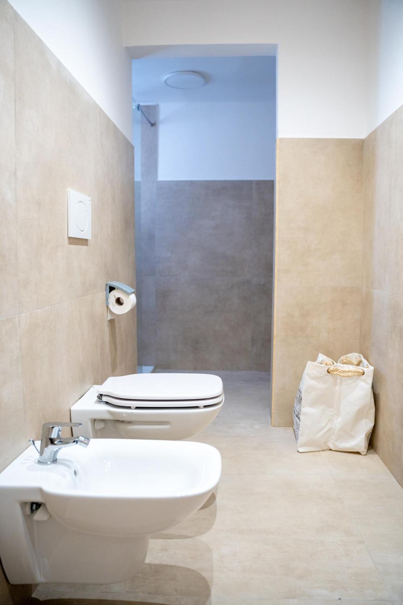 Principe Amedeo 93 Bed & Breakfast Bari Ngoại thất bức ảnh
